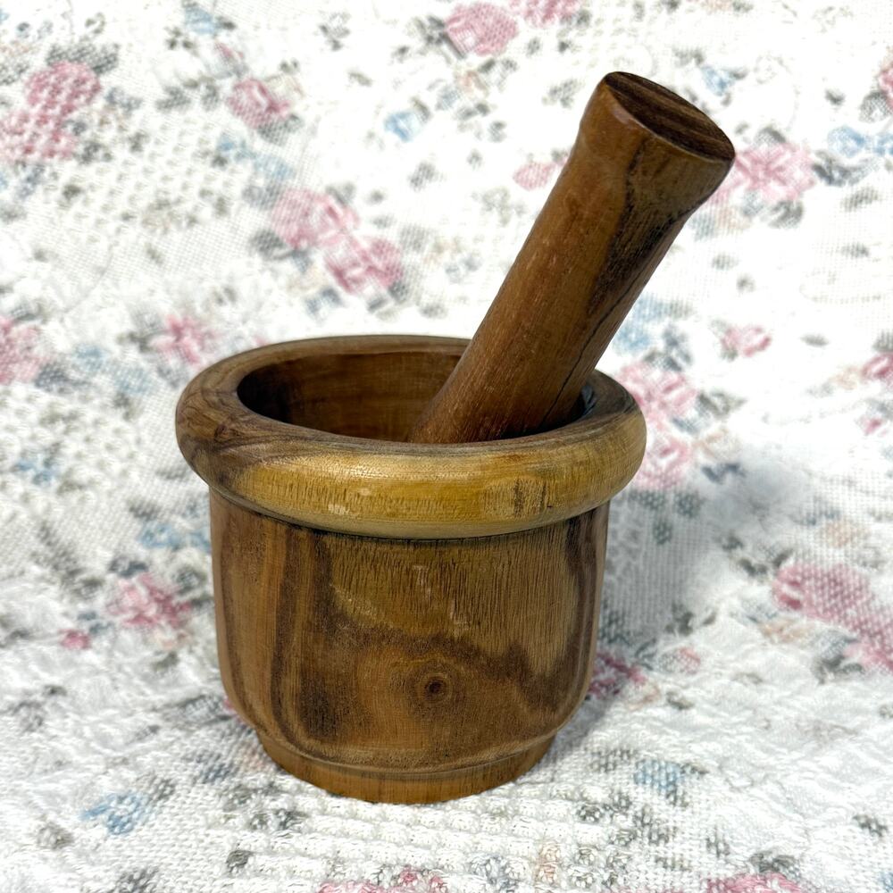 Uniware bamboo mortar and pestle set
